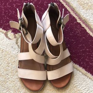 Rampage Women’s Pink Cross-Band Block Heels Size 9.5M